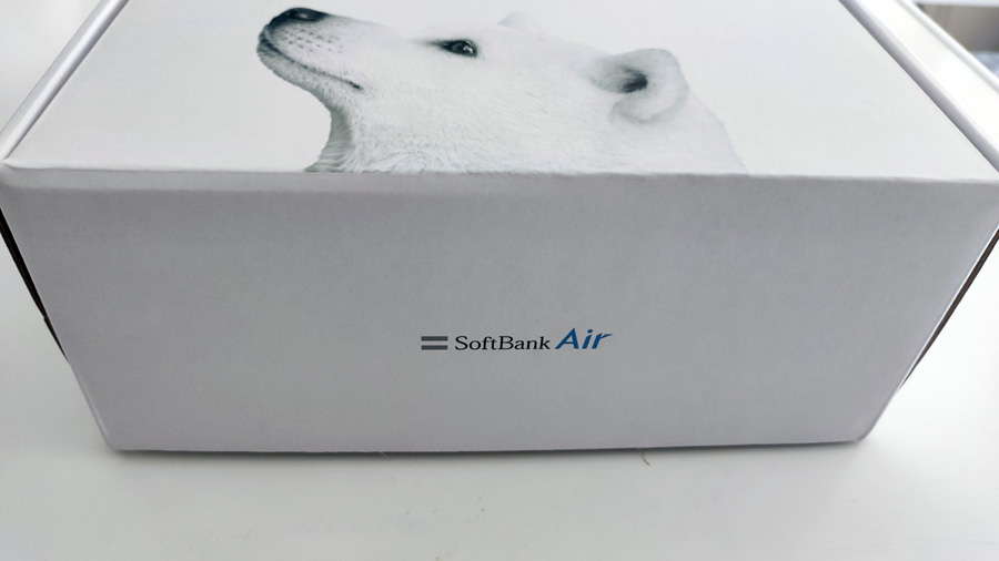 SoftBank Air 箱のサイドはシンプル
